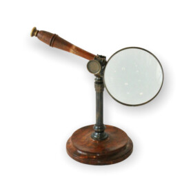 Magnifying Glass with bronzed stand