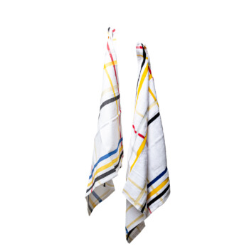 Set tea and hand towel with colored lines