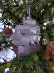 Ornament silver boat