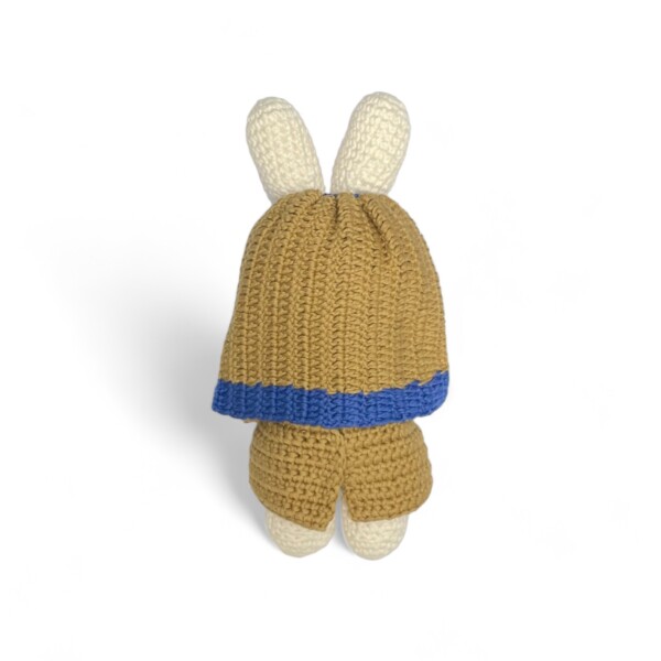 Miffy crochet Girl with the Pearl Earring | back