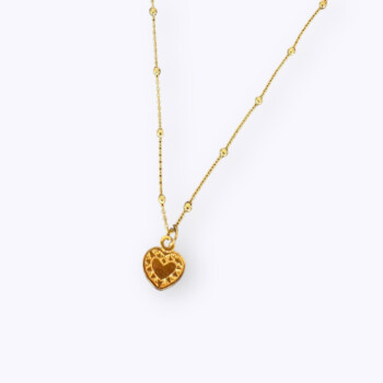 Heart golden necklace