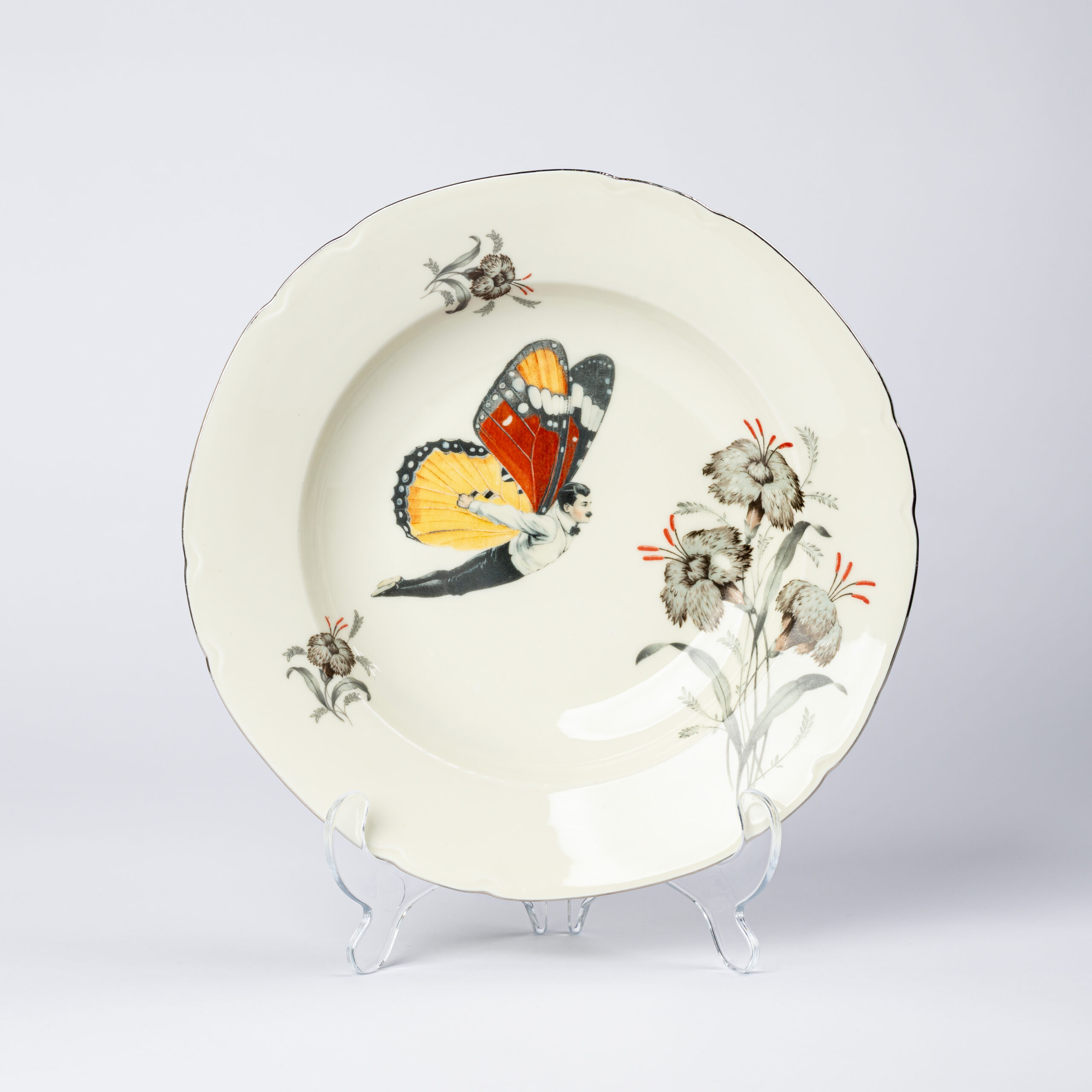 Lylies decorative plate – Botanical Home Decor - Image 13