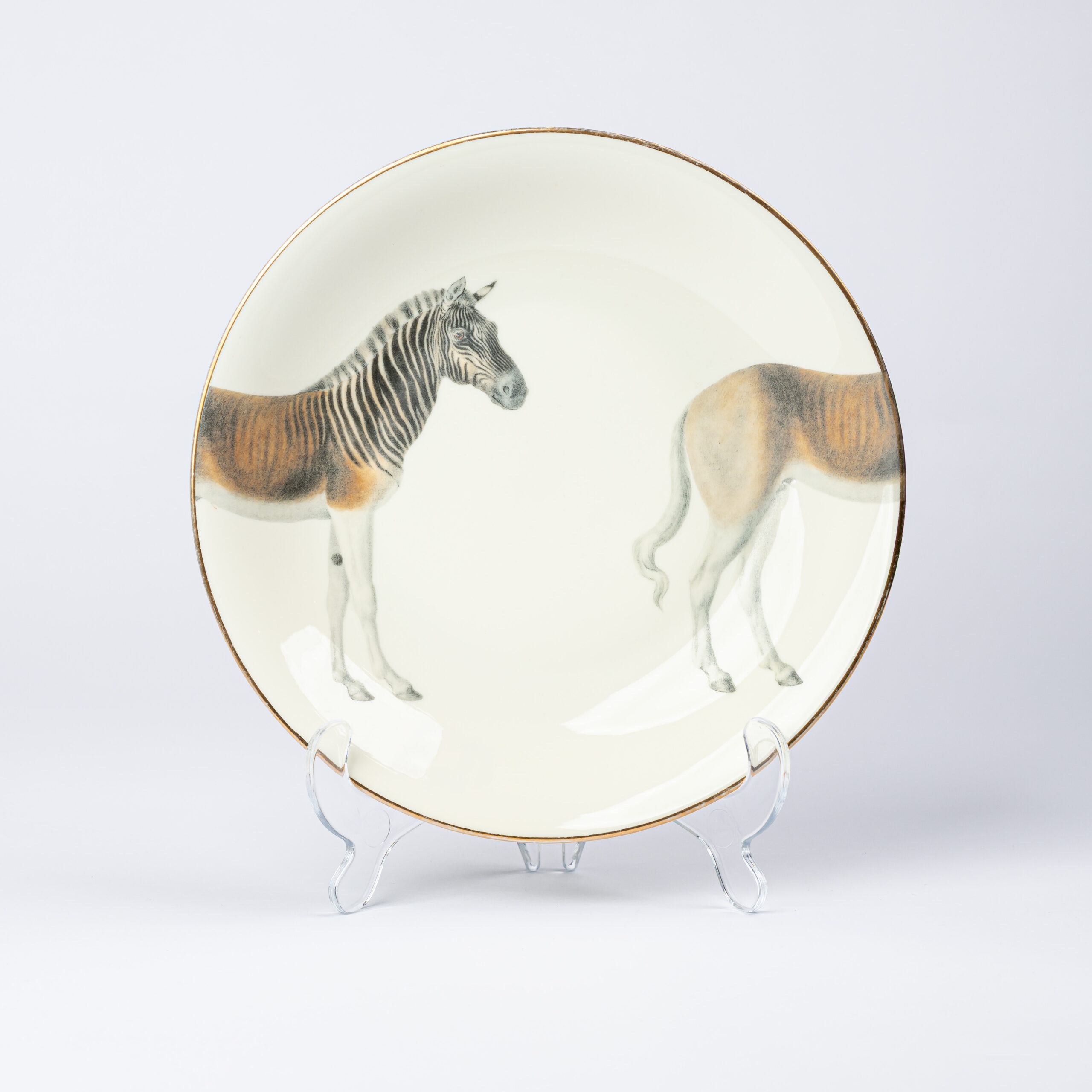 Lylies decorative plate – Botanical Home Decor - Image 11