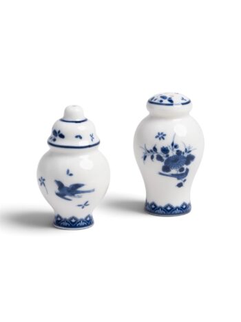salt and pepper delft blue